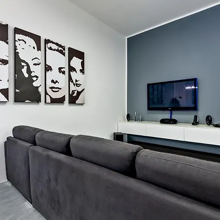 Апартаменты Mstudio / Loft Лечче